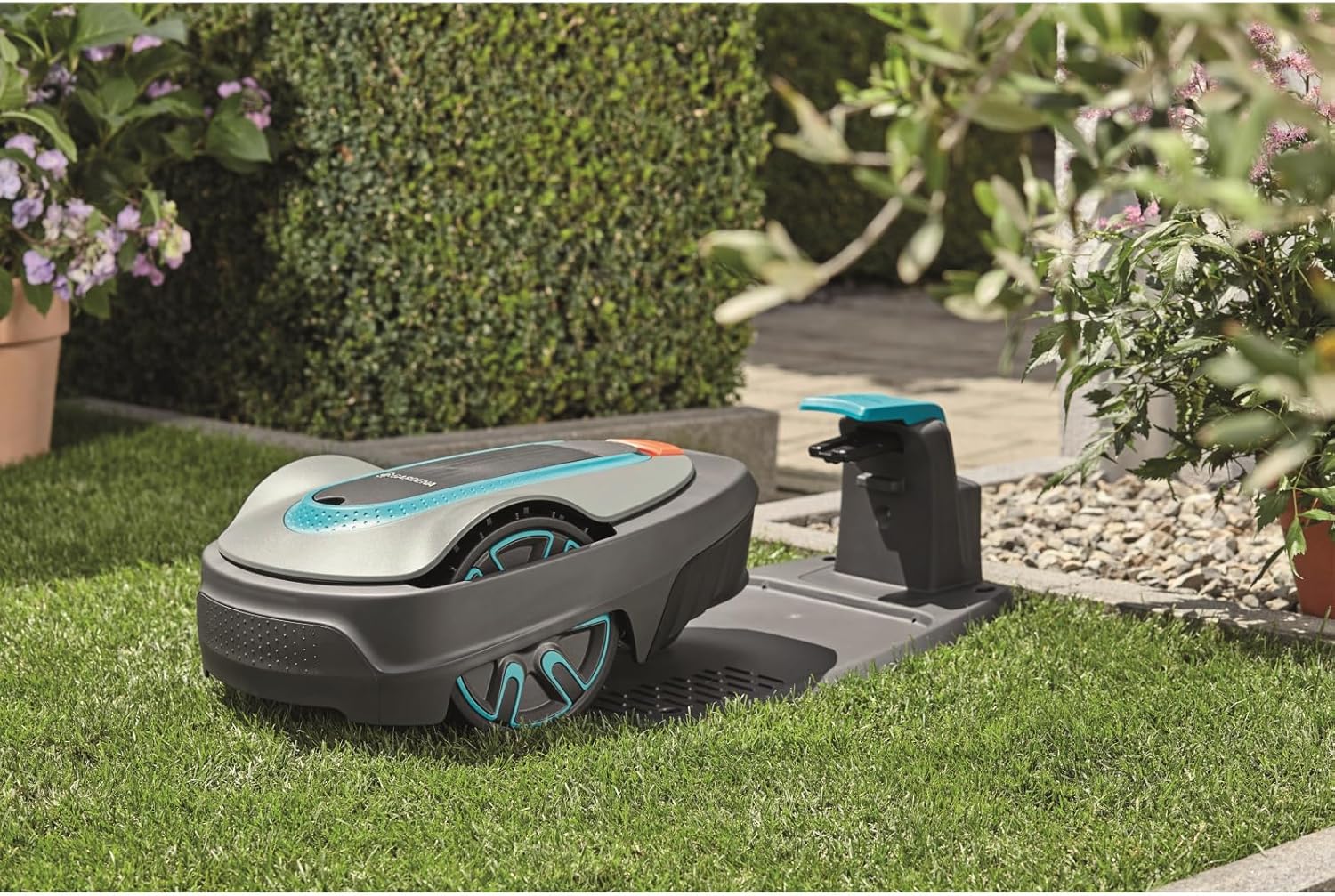 Tondeuse robot Gardena Sileno city 250 (Gardena 15002-20)